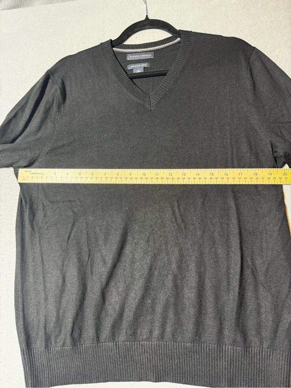 Banana Republic Men’s Extra Fine Wool Black V-Neck Sweater
